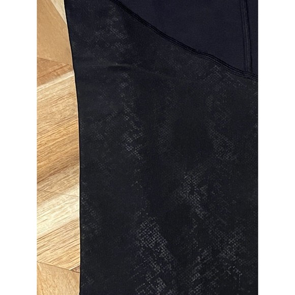 Athleta | White Stay Fly Reflective 7/8 Tight Leggings Sz XXS - Picture 5 of 5